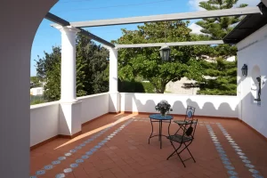terrazza merli superior room all'interno di casa dei merli capri
