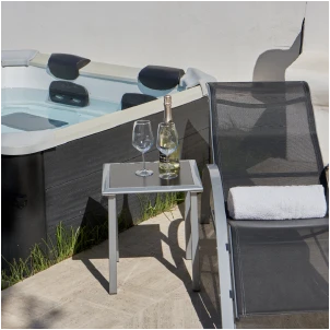 idromassaggio ad uso esclusivo in Casa Stefano all'interno del complesso di case vacanze a capri di Casa bersani