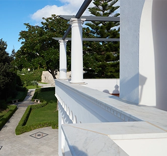 complesso di case vacanze a capri, casa bersani balconata casa dei merli